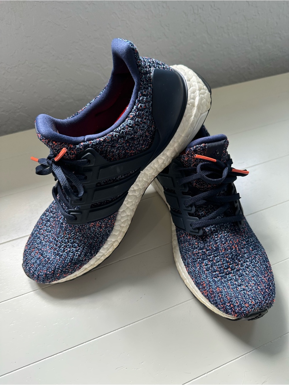 Adidas Women Navy Knit Sneakers with Red Fleck Ultra Boost Sz 7.5
